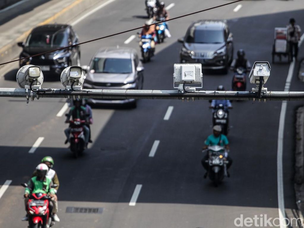 Sistem ETLE Bikin Angka Kecelakaan Lalu Lintas Turun, tapi...